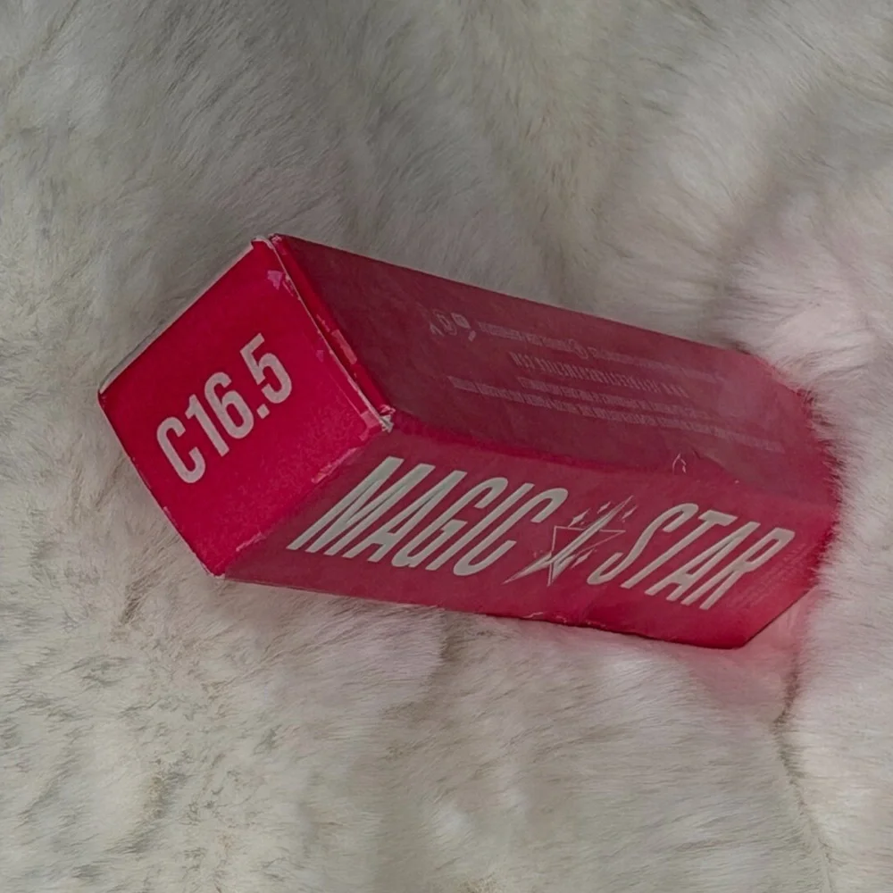 New in box Jeffree Star Magic Star Concealer C 16.5 High Coverage